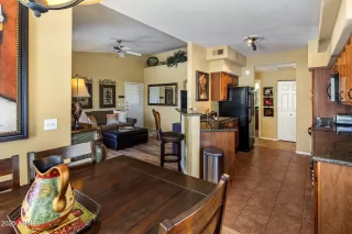 Photo #5: 6928799 Listing 