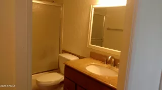 Photo #4: 6928895 Listing