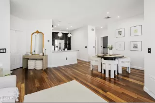 Photo #4: 6929212 Listing 