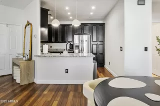 Photo #5: 6929212 Listing 