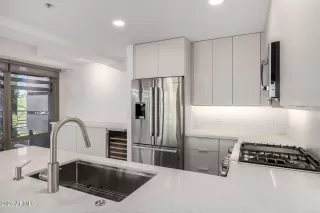 Photo #3: 6929368 Listing 