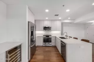 Photo #4: 6929368 Listing 