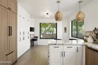 Photo #6: 6929645 Listing