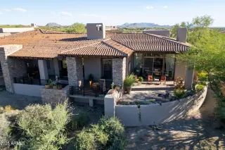 Photo #1: 6929684 Listing 