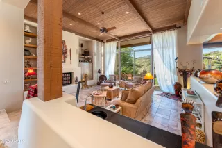 Photo #5: 6929684 Listing 