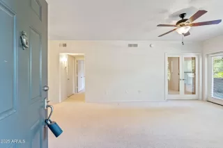 Photo #2: 6929697 Listing