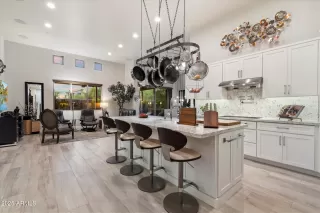 Photo #4: 6929718 Listing 