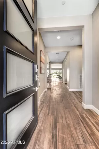 Photo #5: 6929763 Listing 