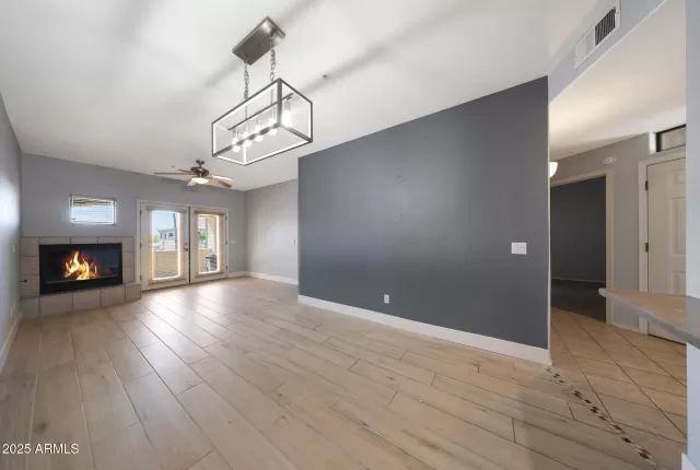 MLS: 6929786 Condo For Sale