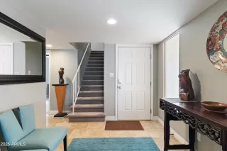 Photo #2: 6929896 Listing