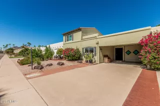 Photo #2: 6929941 Listing 