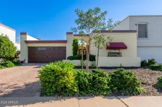 Photo #1: 6929953 Listing 