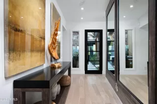 Photo #6: 6930001 Listing 