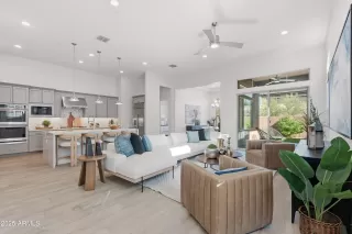 Photo #6: 6930027 Listing 