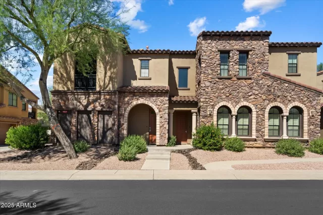 MLS: 6930110 Condo For Sale