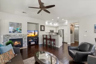 Photo #3: 6930110 Listing 