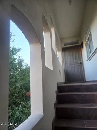 Photo #2: 6930192 Listing 