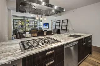 Photo #4: 6930283 Listing 