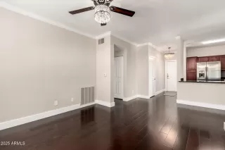 Photo #5: 6930302 Listing 