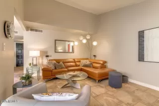 Photo #5: 6930424 Listing 