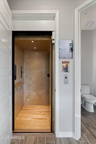 Photo #2: 6930446 Listing