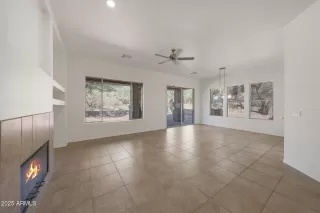 Photo #4: 6930663 Listing