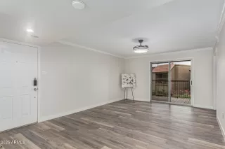 Photo #4: 6930922 Listing