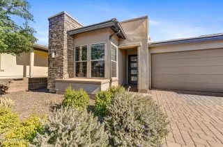 Photo #5: 6931031 Listing 