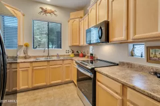 Photo #5: 6931078 Listing