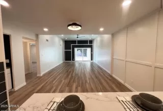 Photo #3: 6931098 Listing 