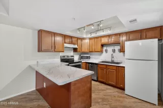 Photo #1: 6931147 Listing