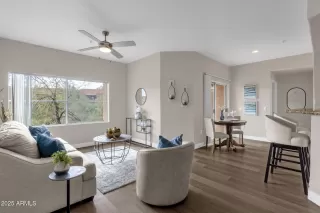 Photo #2: 6931183 Listing