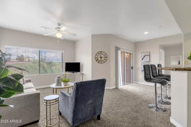 MLS: 6931212 Condo For Sale