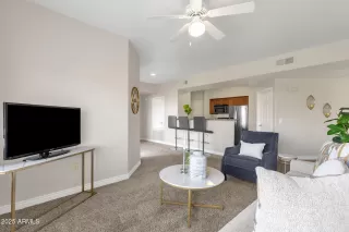 Photo #2: 6931212 Listing