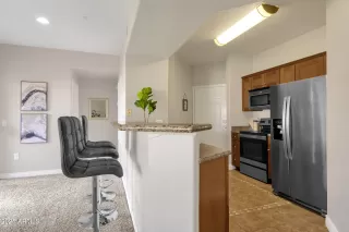 Photo #5: 6931212 Listing