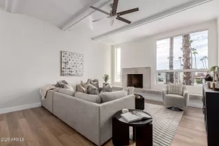 Photo #2: 6931366 Listing