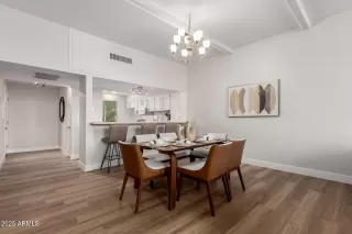 Photo #4: 6931366 Listing