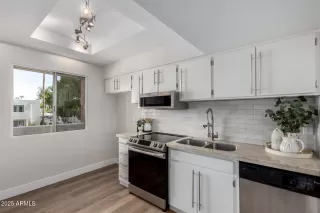 Photo #6: 6931366 Listing