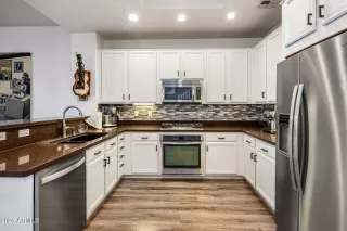 Photo #6: 6931425 Listing