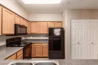 Photo #6: 6931451 Listing