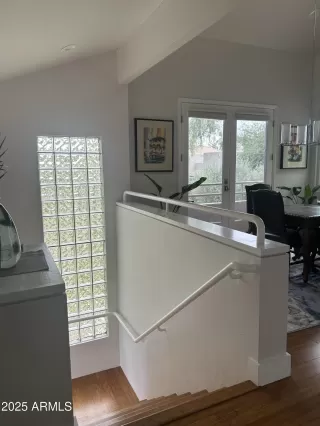 Photo #6: 6931620 Listing