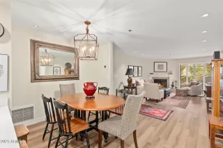 Photo #6: 6931721 Listing