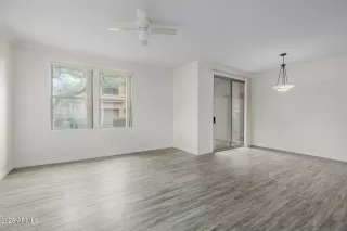 Photo #3: 6931731 Listing 