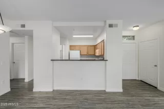 Photo #6: 6931731 Listing 