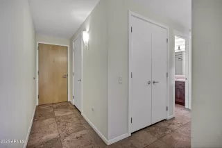 Photo #3: 6931887 Listing