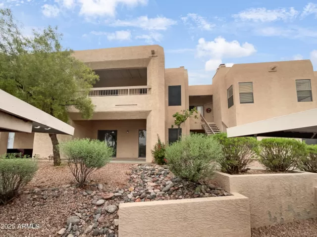 MLS: 6931997 Condo For Sale