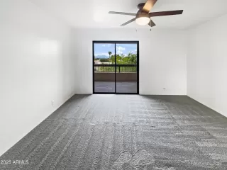 Photo #4: 6931997 Listing