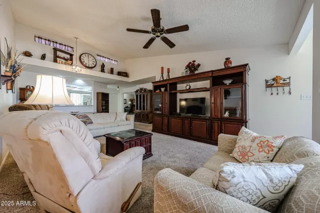 MLS: 6932075 Condo For Sale