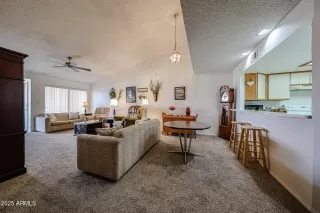 Photo #3: 6932075 Listing 