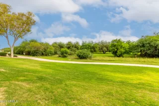 Photo #1: 6932169 Listing